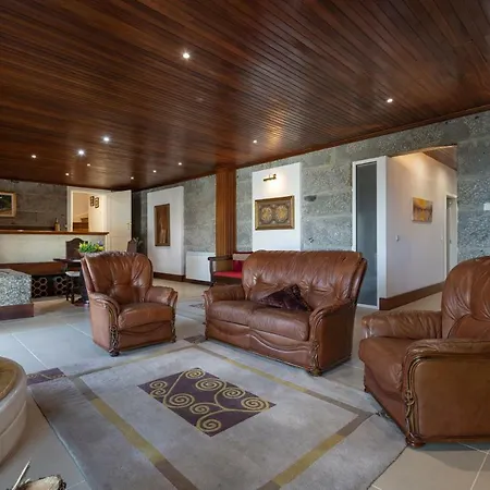 Penzion Quinta Fonte Cova - Minho's Guest Braga