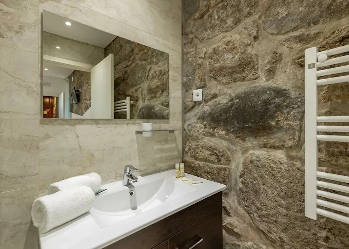 Penzion Quinta Fonte Cova - Minho's Guest Braga